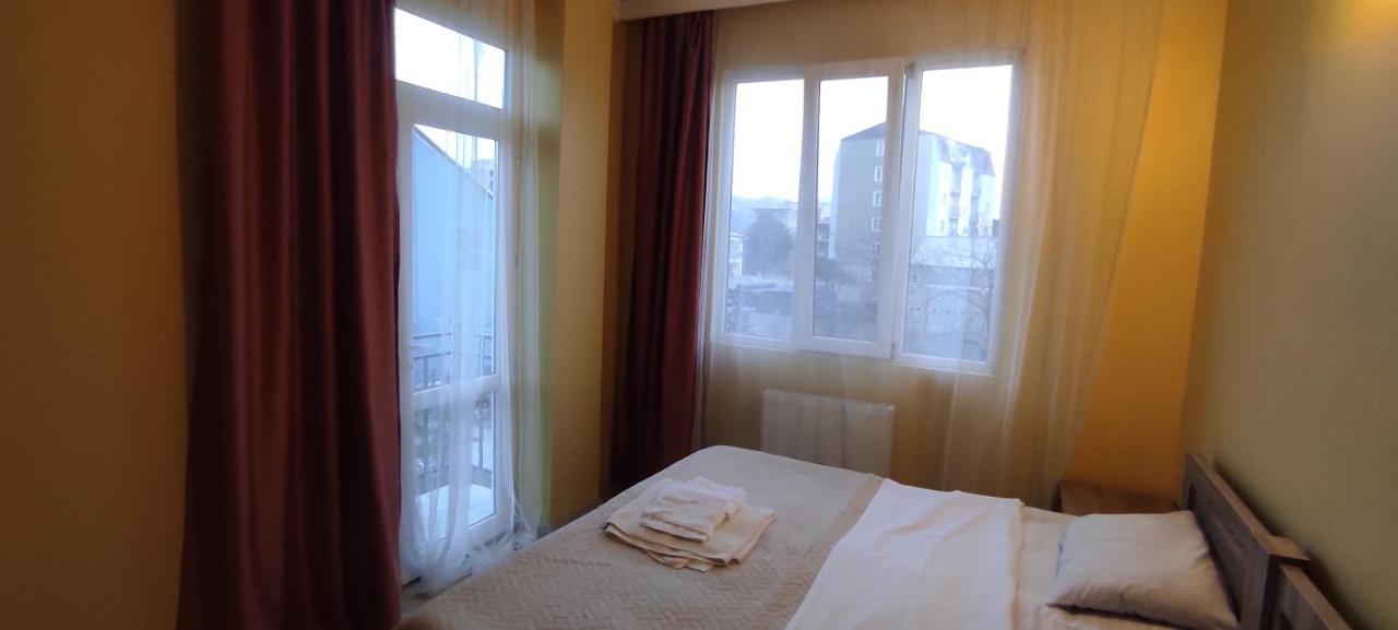 Femily Hotel In Batumi Mareti Str 2 Exterior foto