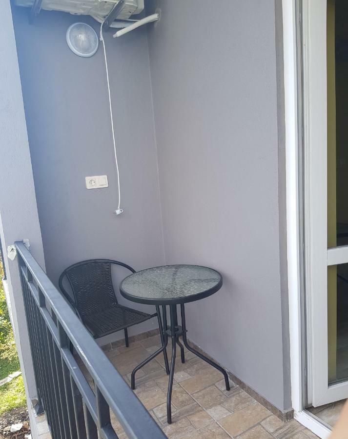 Femily Hotel In Batumi Mareti Str 2 Exterior foto